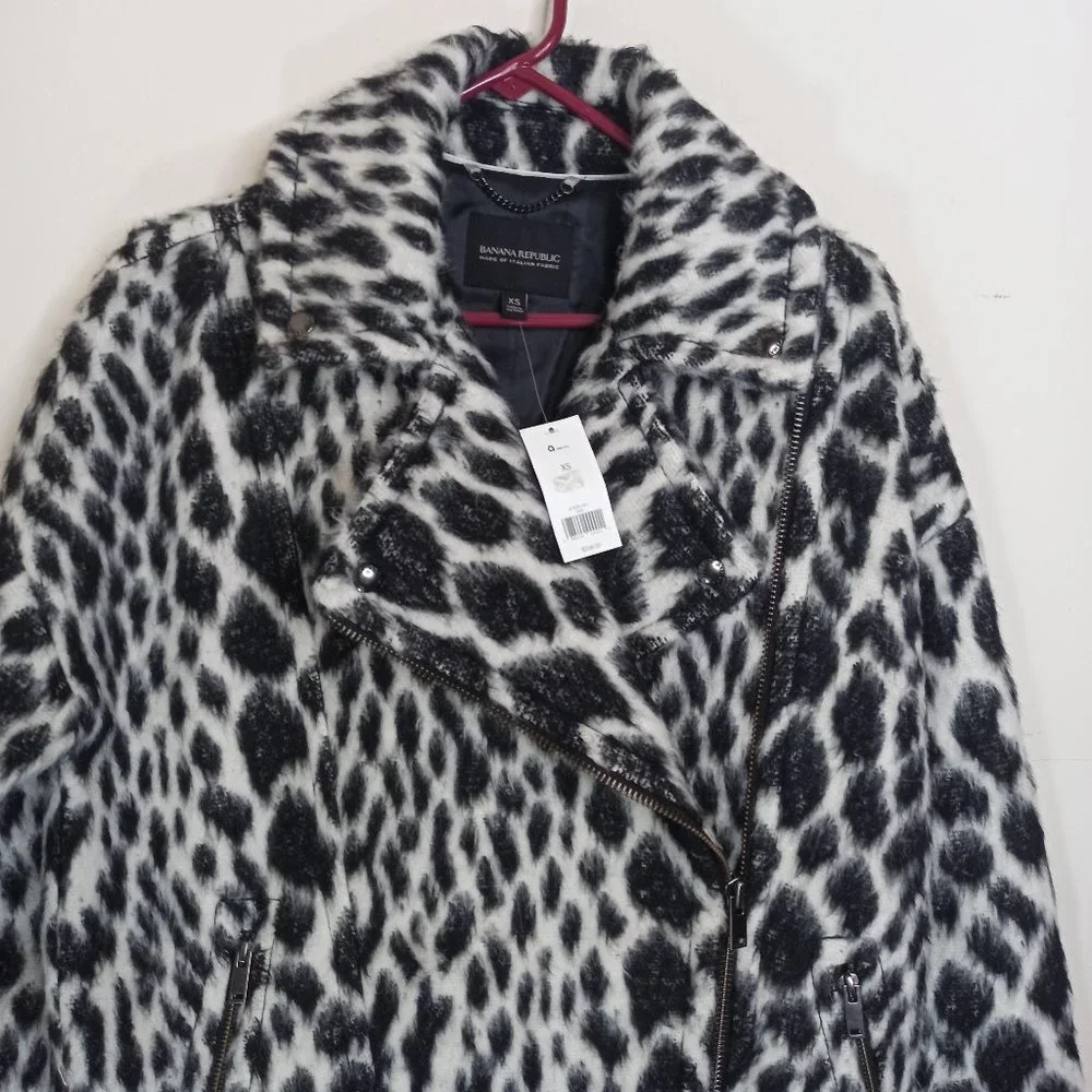 Banana Republic Women Snow Coat Size XS Leopard Cocoon Side Zipper Italian NWT - Picture 3 of 10